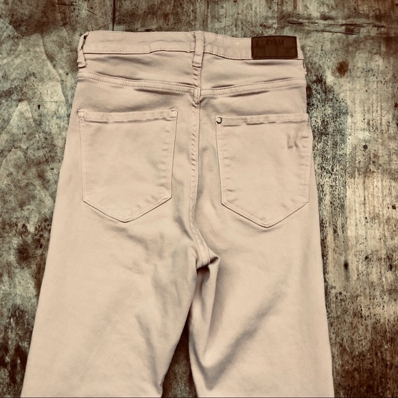 H&M High Waisted/Pepto Pink/ Jeggings - Picture 2 of 7